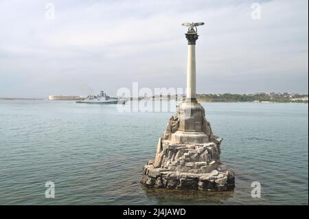 Monumento alle navi Sunken - simbolo della città di Sevastopol, sulla penisola della Crimea disputata in Ucraina. Foto Stock