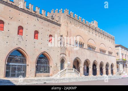 Palazzo dell'Arengo in piazza cavour nella città italiana di rimini. Foto Stock