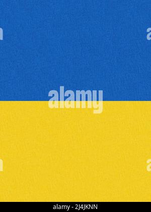 Stand con sfondo Ucraina: Bandiera Ucraina dipinta su carta di cartone Foto Stock
