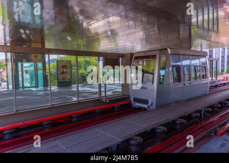 Perugia, Italy, October 2, 2021: MinipMetro Railway in Italy Town Perugia. Foto Stock