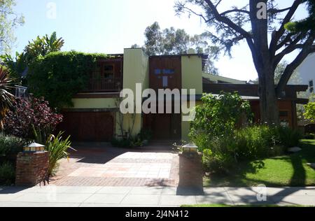 Beverly Hills, California, Stati Uniti d'America 14th Aprile 2022 una visione generale dell'atmosfera dell'ex casa/casa di Actor Vincent Price a 1021 Chevy Chase Drive il 14 Aprile 2022 a Beverly Hills, California, Stati Uniti d'America. Foto di Barry King/Alamy Stock Foto Foto Stock