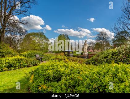 Statua di San Riccardo di Droitwich in Vine's Park, Droitwich Spa, Worcestershire. Foto Stock