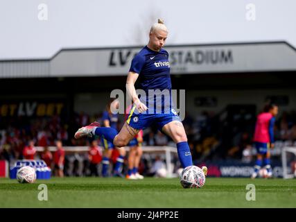 Bethany England di Chelsea si riscalda in campo davanti alla partita semifinale della Vitality Women's fa Cup al LV Bet Stadium Meadow Park, Borehamwood. Data foto: Domenica 17 aprile 2022. Foto Stock