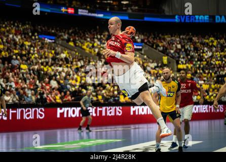 Malmoe, Svezia. 16th Apr 2022. Simon Hald (34) di Danimarca ha visto durante la partita di pallamano tra Svezia e Danimarca alla Malmö Arena di Malmoe. (Photo Credit: Gonzales Photo/Alamy Live News Foto Stock