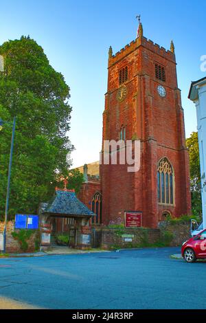 Vista della chiesa parrocchiale di Paignton - chiesa episcopale a Paignton.Paignton è una città balneare sulla costa di Tor Bay in Devon, Inghilterra. Foto Stock