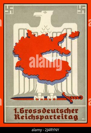 1930s Germania nazista Propaganda Poster Card per la Grande Germania, Reichsparteitag (Reich Party Congress) Grossdeutscher Reichsparteitag con simboli Swastika Aquila tedesca e una mappa della Germania nazista Foto Stock