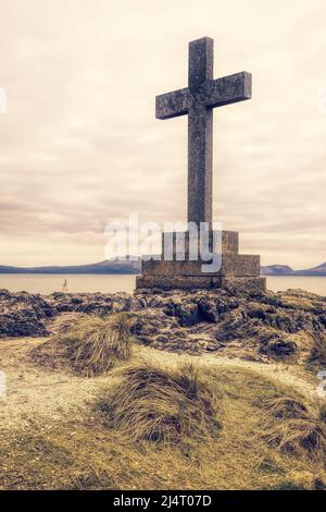 St Dwynwen's Cross, Newborough, Anglesey, Galles nord-occidentale Foto Stock