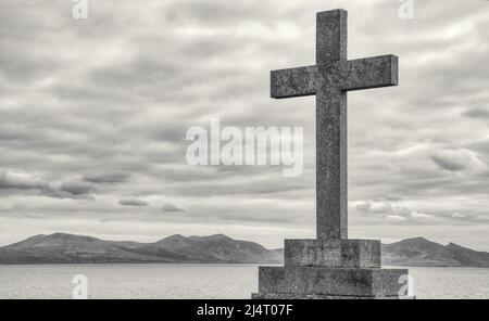 St Dwynwen's Cross, Newborough, Anglesey, Galles nord-occidentale Foto Stock