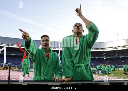 ROTTERDAM - (lr) Mauro Junior del PSV Eindhoven, Carlos Vinícius del PSV Eindhoven durante la partita finale olandese TOTO KNVB Cup tra PSV e AJAX allo Stadium de Kuip il 17 aprile 2022 a Rotterdam, Olanda. ANP MAURICE VAN STEEN Foto Stock