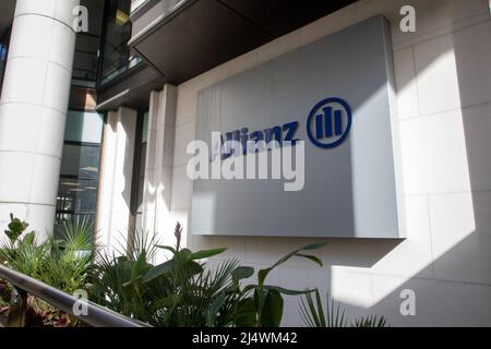 L'esterno dell'ufficio Allianz Insurance London mostra la segnaletica, Gracechurch Street, Londra Foto Stock