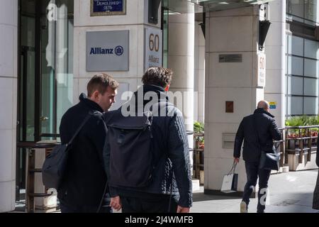 L'esterno dell'ufficio Allianz Insurance London mostra la segnaletica, Gracechurch Street, Londra Foto Stock