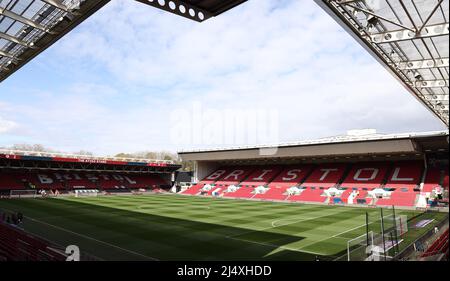 Bristol, Inghilterra, 18th aprile 2022. Vista generale dello stadio durante la partita del campionato Sky Bet all'Ashton Gate, Bristol. Il credito dovrebbe essere: Darren Staples / Sportimage Foto Stock