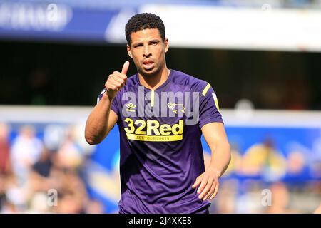 Londra, Regno Unito. 18th Apr 2022. Curtis Davies della contea di Derby in azione durante il gioco. EFL Skybet Championship match, Queens Park Rangers / Derby County al Kiyan Prince Foundation Stadium, Loftus Road a Londra lunedì 18th aprile 2022. Questa immagine può essere utilizzata solo per scopi editoriali. Solo per uso editoriale, licenza richiesta per uso commerciale. Nessun uso in scommesse, giochi o un singolo club/campionato/player pubblicazioni. pic di Steffan Bowen/Andrew Orchard sport fotografia/Alamy Live news credito: Andrew Orchard sport fotografia/Alamy Live News Foto Stock