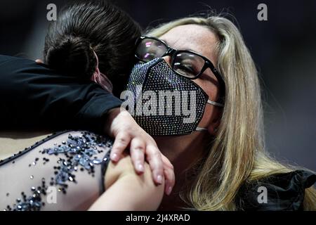 Justine MICLETTE (CAN), durante lo Skating libero delle donne, al campionato di skating di figura Junior del mondo ISU 2022, alla sala di ghiaccio di Tondiraba, il 17 aprile 2022 a Tallinn, Estonia. Credit: Raniero Corbelletti/AFLO/Alamy Live News Foto Stock