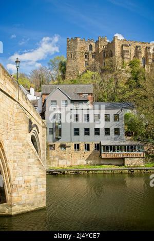 Il castello di Durham è un castello normanno nella città di Durham, Inghilterra, che è stato occupato dal 1837 dall'università, Durham dopo il suo precedente r Foto Stock