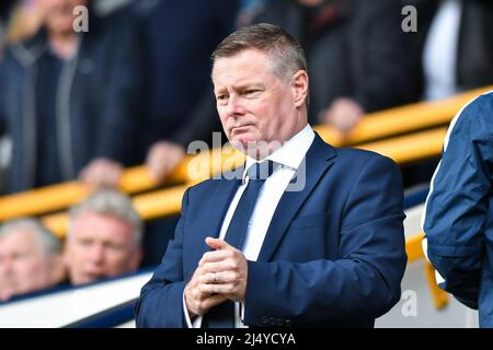 LONDRA, REGNO UNITO. APR 18th il direttore esecutivo di Millwall Steve Kavanagh guarda prima della partita del Campionato Sky Bet tra Millwall e Hull City al Den, Londra lunedì 18th aprile 2022. (Credit: Ivan Yordanov | MI News) Credit: MI News & Sport /Alamy Live News Foto Stock