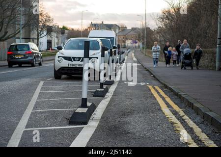 Vista di 'passi per le persone' su Longstone Road a Edimburgo credito: Euan Cherry Foto Stock