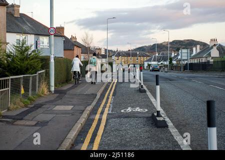 Vista di 'passi per le persone' su Longstone Road a Edimburgo credito: Euan Cherry Foto Stock