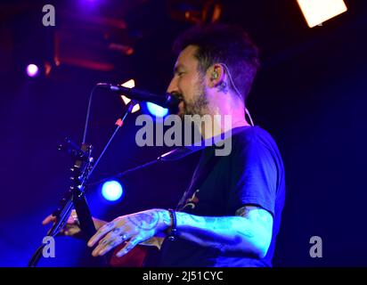 Frank Turner in performance al Fleece di Bristol. REGNO UNITO. Aprile 16, 2022 Foto Stock