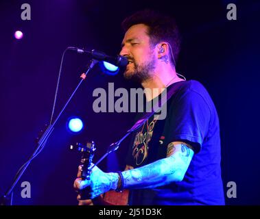 Frank Turner in performance al Fleece di Bristol. REGNO UNITO. Aprile 16, 2022 Foto Stock