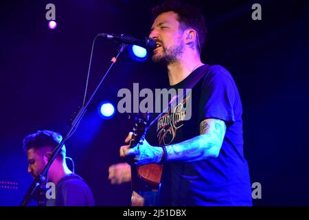 Frank Turner in performance al Fleece di Bristol. REGNO UNITO. Aprile 16, 2022 Foto Stock