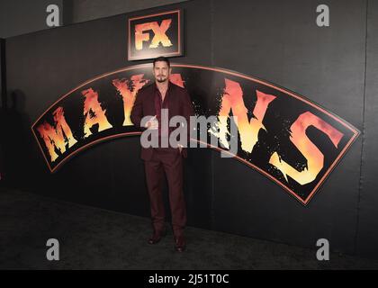 JD Pardo camminando sul tappeto rosso alla prima stagione 4 di FX 'Mayans M.C.' ai Goya Studios di Los Angeles, CA il 18 aprile 2022. (Foto di Scott Kirkland/Sipa USA) Foto Stock
