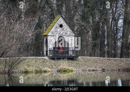 Maksimir Park: Casa di betulla sul quarto lago. Zagabria, Croazia Foto Stock