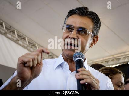 Osasco, Brasile. 20th Apr 2022. Il Governatore dello Stato di São Paulo, Rodrigo Garcia (PSDB), insieme al sindaco della città di Osasco, Rogério Lins (Podemos) ha iniziato questo Mercoledì (20), i lavori di un ponte che collegherà la strada Castello Branco a Osasco. L'investimento è di quasi 233 milioni di R$ e sarà effettuato dal concessionario CCR. Credit: Aloisio Mauricio/FotoArena/Alamy Live News Foto Stock