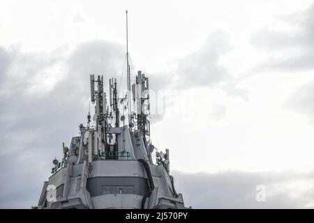 5G antenne. Petrus Hotel. Paracin, Serbia Foto Stock