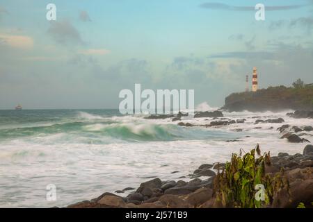 Il Faro di Albion, altrimenti conosciuto come il Faro di Pointe aux Caves durante il ciclone tropicale, Batsiri nell'isola di Mauritius. Foto Stock