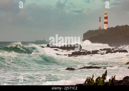 Il Faro di Albion, altrimenti conosciuto come il Faro di Pointe aux Caves durante il ciclone tropicale, Batsiri nell'isola di Mauritius. Foto Stock