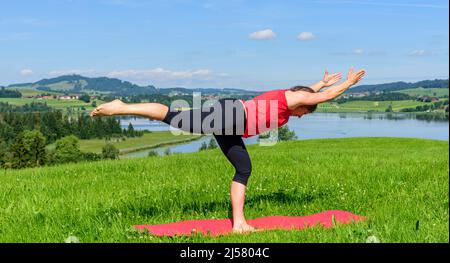 Rafforzamento del corpo con metodo pilates Foto Stock