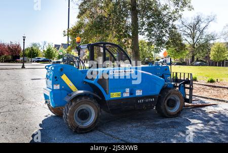 ROCK HILL, SC, USA-10 APRILE 2022: United Rentals impianto di risalita nel parcheggio. Foto Stock