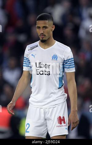 PARIGI - William Saliba dell'Olympique de Marseille durante la partita francese Ligue 1 tra Parigi Saint-Germain e l'Olympique Marseille al Parc des Princes di Parigi, Francia, il 17 aprile 2022. ANP | altezza olandese| GERRIT DA COLONIA Foto Stock