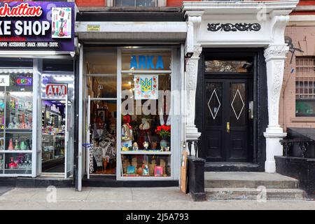 Arka Store, 89 e 2nd St, New York, NYC foto del negozio di articoli da regalo fatti a mano in Ucraina nel quartiere di East Village a Manhattan. Foto Stock