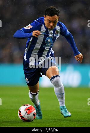 Dragao Stadium, Porto, Portogallo. 21st Apr 2022. TA&#xe7;a de Portugal Cup Football, FC Porto Versus Sporting; Pep&#xea; of FC Porto Credit: Action Plus Sports/Alamy Live News Foto Stock