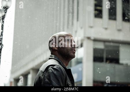 RICKY WHITTLE in AMERICAN GODS (2017), diretto da BRYAN FULLER. Credit: STARZ / Album Foto Stock