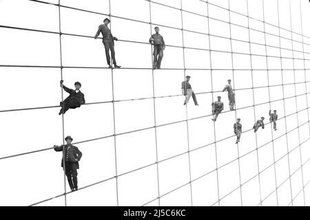 L'iconica fotografia del ponte di Brooklyn di Eugene de Salignac, con pittori che posano nel loro luogo di lavoro - 1914 Foto Stock