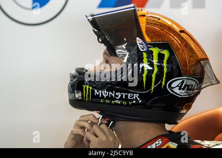 Assen, Paesi Bassi. 22nd Apr 2022. ASSEN - Michael van der Mark (NED) nella scatola del piatto BMW durante le prove libere per il Campionato del mondo Superbike al TT Circuit Assen. ANP VINCENT JANNINK Credit: ANP/Alamy Live News Foto Stock