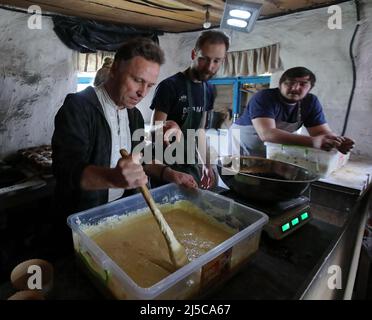 Non esclusiva: BUCHE, UCRAINA - 21 APRILE 2022 - Direttore del Museo Nazionale dei Cent'Eroi celesti e della Rivoluzione della dignità Foto Stock