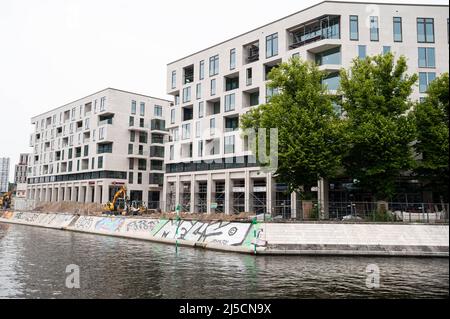 10.06.2019, Berlino, Germania, Europa - cantiere con nuovi appartamenti e spazi commerciali a Europacity sulla riva di Humboldthafen nel quartiere di Moabit. [traduzione automatizzata] Foto Stock