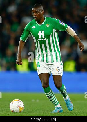 William Carvalho di Real Betis durante la partita la Liga tra Real Betis ed Elche CF disputata allo stadio Benito Villamarin il 19 aprile 2022 a Siviglia, Spagna. (Foto di Antonio Pozo / PRESSINPHOTO) Foto Stock