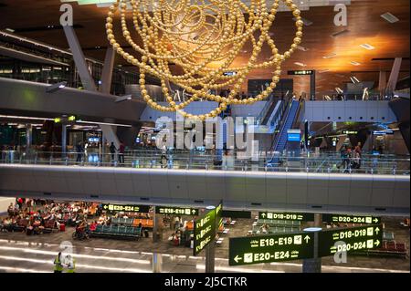 27 giugno 2019, Doha, Qatar, Asia - ripresa interna della sala partenze presso il nuovo aeroporto internazionale di Hamad. [traduzione automatizzata] Foto Stock