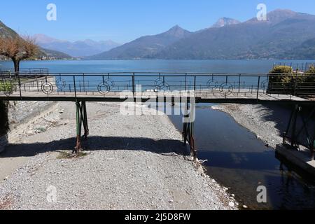 Lago asciutto di Como a Menaggio Foto Stock