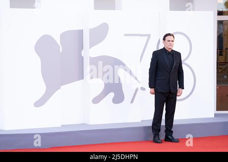 Venezia, Italia, 2 settembre 2022 - Matt Dillon assiste al tappeto rosso al 78° Venice Film Festiva. Credits: Luigi de Pompeis/Alamy Live News Foto Stock