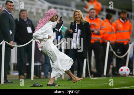 Delegato Saudita PIF - Newcastle United contro Crystal Palace, Premier League, St James' Park, Newcastle upon Tyne, Regno Unito - 20th aprile 2022 solo per uso editoriale - si applicano le restrizioni DataCo Foto Stock