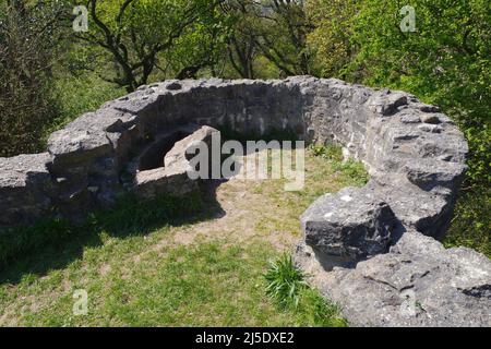 Il castello di Aberlleiniog, Anglesey, Galles del Nord, Foto Stock