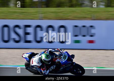 Assen, Paesi Bassi. 22nd Apr 2022. NÂ°50 Eugene Laverty IRL BMW M1000 RR Bonovo MGM Racing durante il Motul Dutch Round - FIM Superbike World Championship 2022 - Libere e Qualifiche, World Superbike - SBK ad Assen (Olanda), Olanda, Aprile 22 2022 Credit: Independent Photo Agency Srl/Alamy Live News Foto Stock