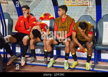 Tunisi, Tunisia. 22nd Apr 2022. I giocatori di Esperance Tunis sono stati visti dopo la partita di calcio delle finali del CAF Champions League tra Esperance Tunis ed ES Setif a Tunisi. (Punteggio finale; Esperance sportive Tunisia 0:1 ES Setif Algeria) (Photo by Jdidi Wassim/SOPA Images/Sipa USA) Credit: Sipa USA/Alamy Live News Foto Stock