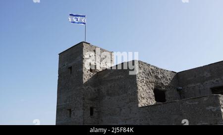 Le rovine della stazione di polizia di mandato britannica a Ein Tina all'inizio della riserva naturale del flusso di Amud, alta Galilea, Israele settentrionale. Ciao Foto Stock